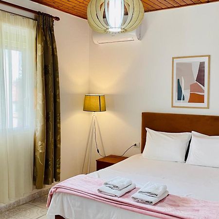Mia Guest House - Entire Home With Balcony & Garden Дивьяка Экстерьер фото
